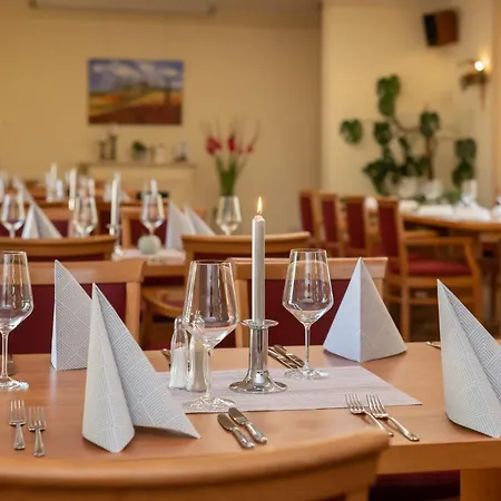Moritz An Der Elbe 3*