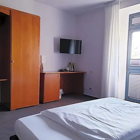 Moritz An Der Elbe 3*