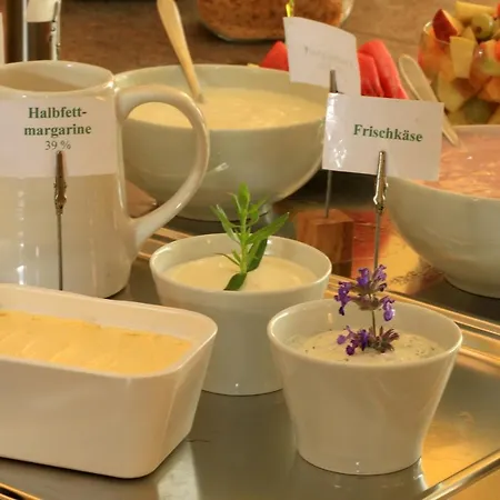 Moritz An Der Elbe 3*