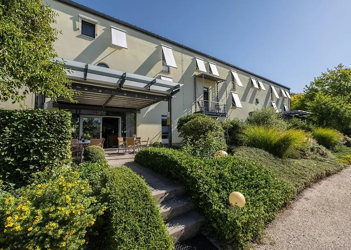 Moritz An Der Elbe 3* تْسيتهاين