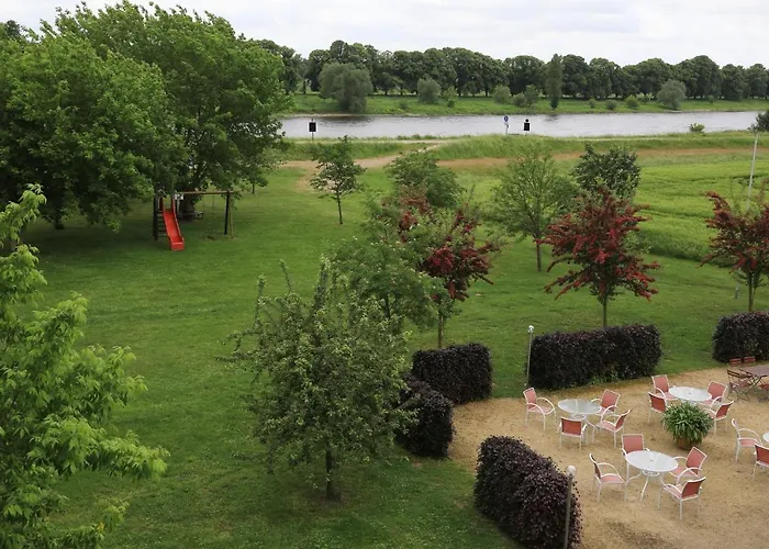 Moritz An Der Elbe 3* تْسيتهاين